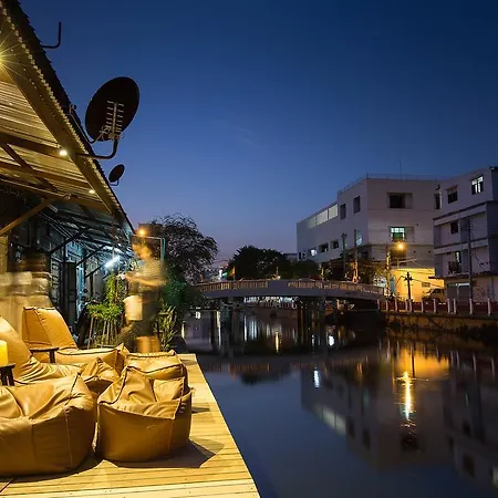 Canale Hostel